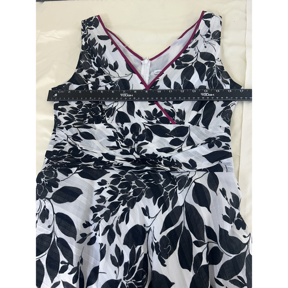 ASO Vampire Diaries Sz 6 Sundress Fit Flare Black Floral Ruching Sleeveless - Picture 5 of 12